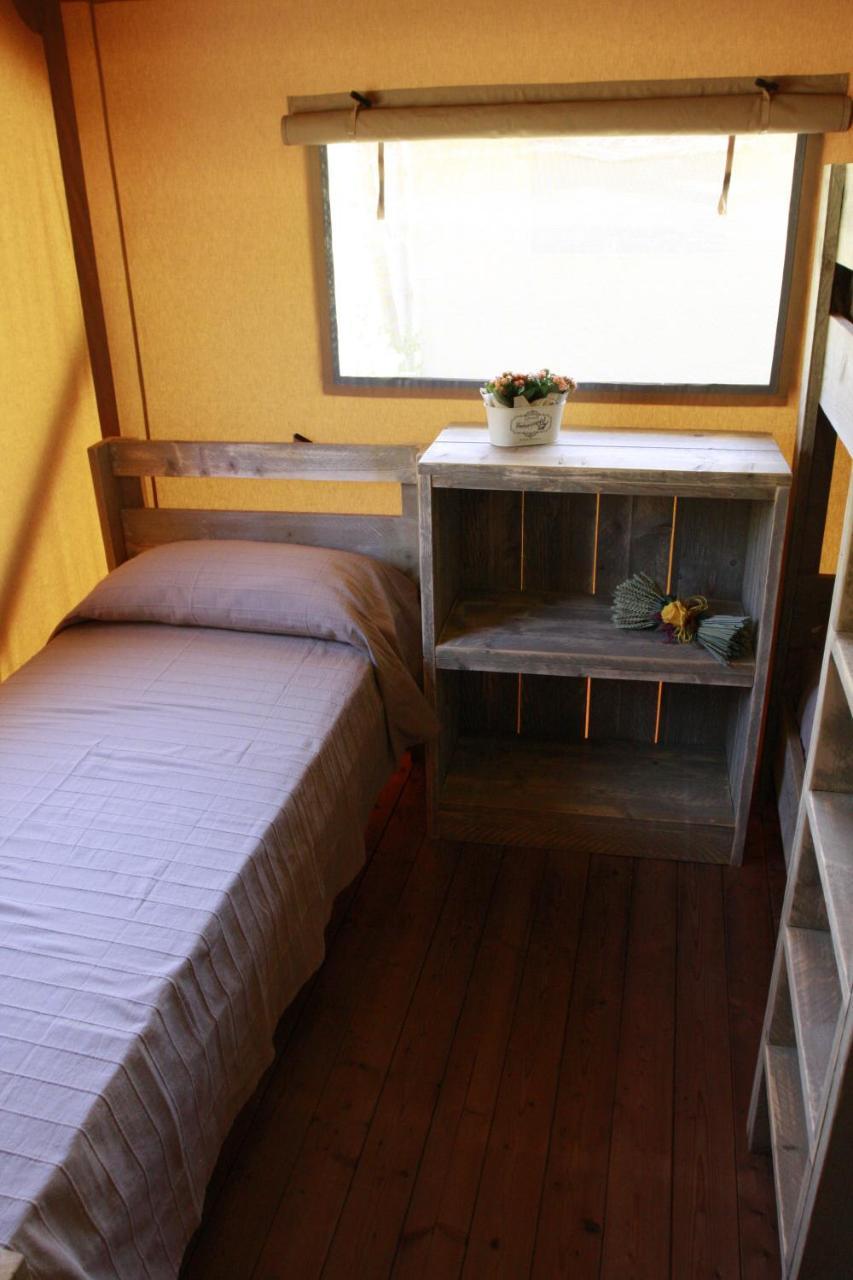 Glamping Alcantara Motta Camastra Eksteriør bilde