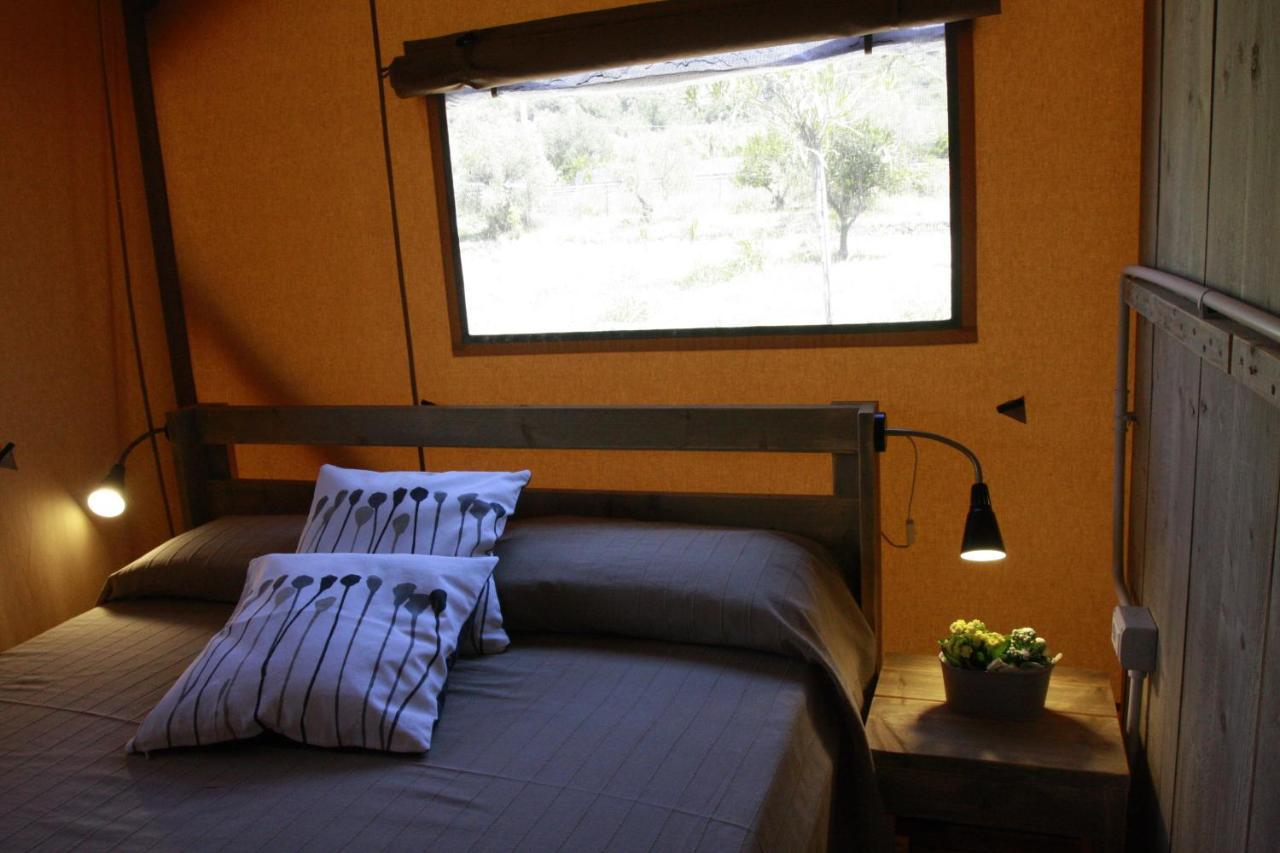 Glamping Alcantara Motta Camastra Eksteriør bilde